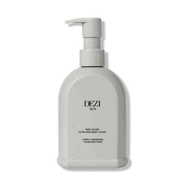 An ultra-nourishing formula that locks in moisture while giving you a long-lasting glow.