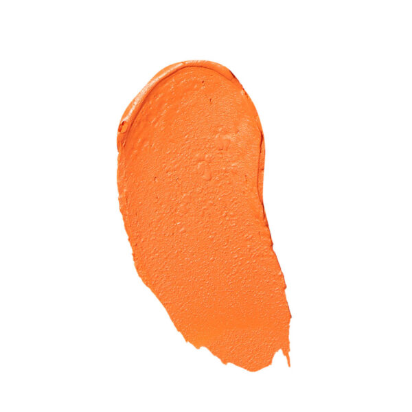 A buildable, soft matte formula that blurs and smooths cheek and lip with all day wear.