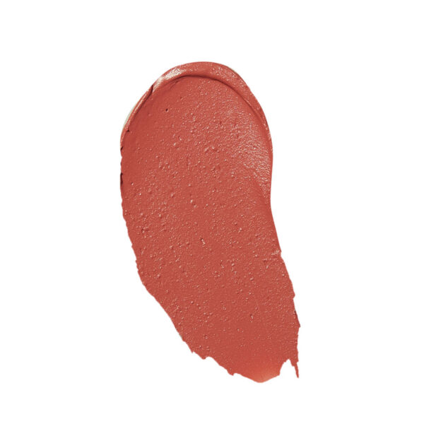 A buildable, soft matte formula that blurs and smooths cheek and lip with all day wear.