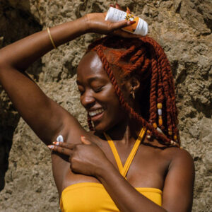 A one-of-a-kind brightening underarm deodorant cream created with sensitive skin in mind.