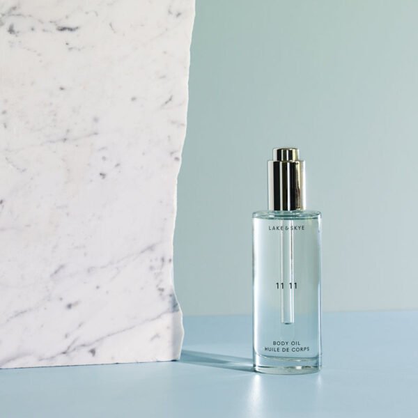 A hydrating all-over body oil, rich in essential fatty acids and enriched with anti-inflammatory Vitamin E.