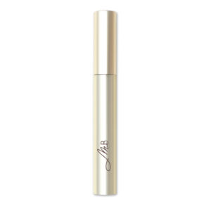 A lightweight vegan mascara that uses algae extract to thicken and lengthen lashes over time. Natural, buildable, comfortable wear.