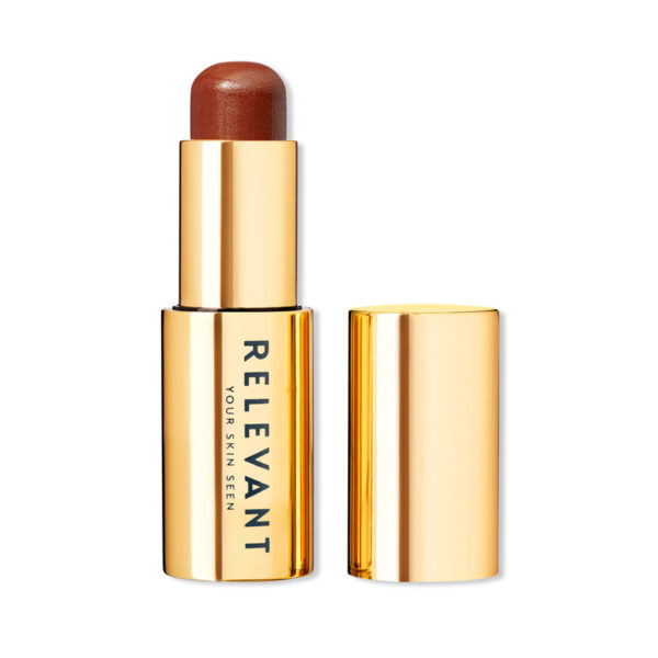Highlight cheeks, neckline, eyelids, lips for a magical glossy shimmer.