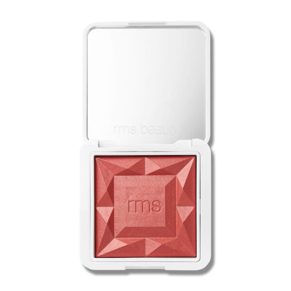 A multidimensional powder blush that glides on effortlessly and helps to nourish skin.